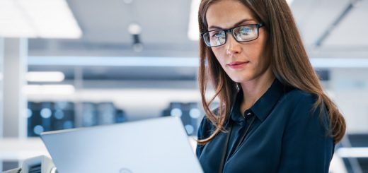 От аккаунта к империи: Как работает крупнейший маркетплейс цифровых идентичностей