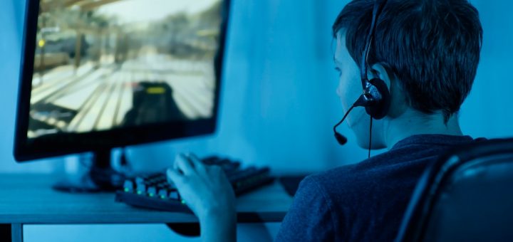 Что лучше для игрового удовольствия: готовый аккаунт или создание нового?