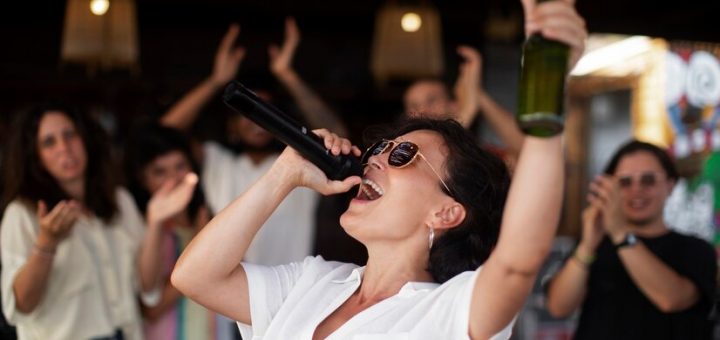 Корейское бизнес-караоке: Как петь и богатеть, не выходя из комнаты