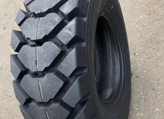 Шины для спецтехники: Как выбрать правильную обувь для вашего железного коня?